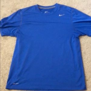 Nike dri-fit basic tee